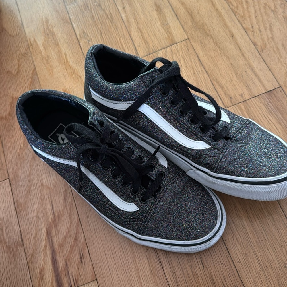 Glitter vans